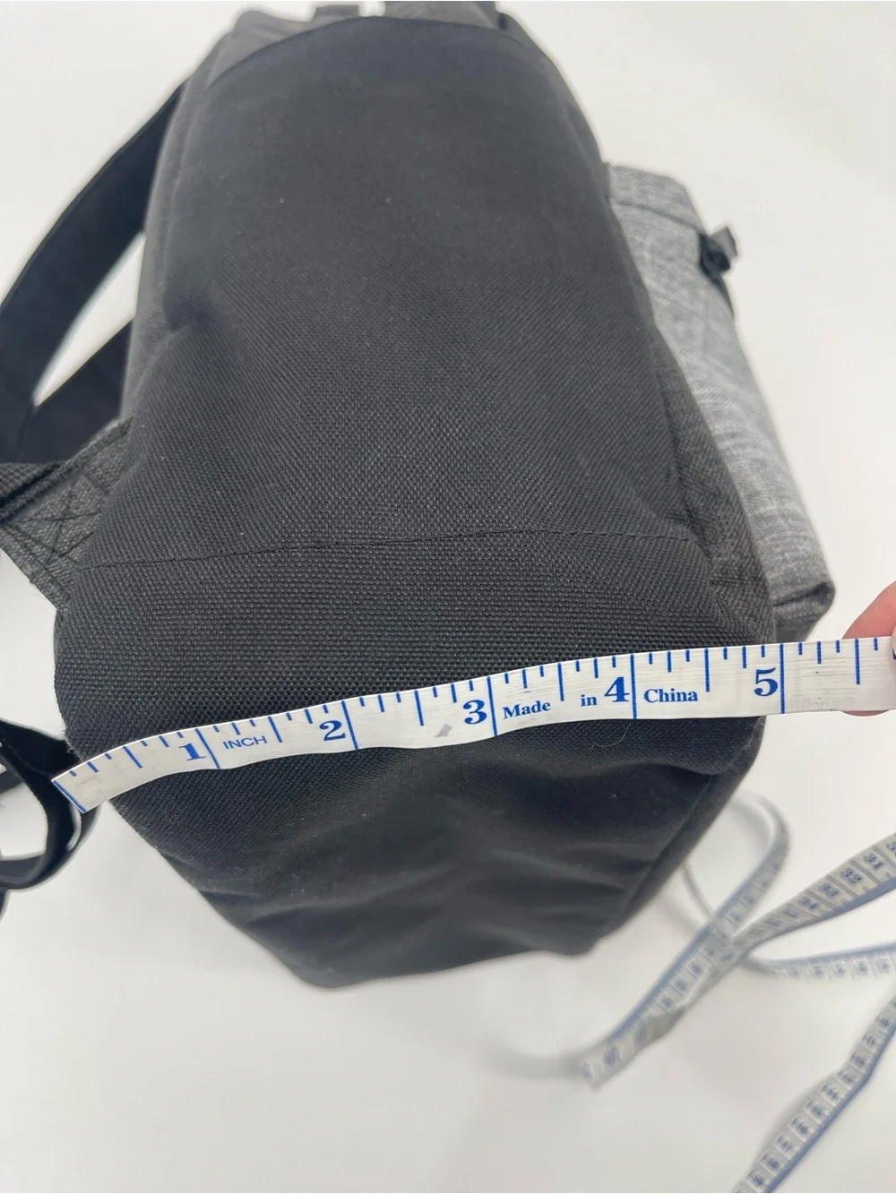 Herschel Nova Mid-Volume Two-Tone Charcoal Grey Backpack Trendy Classic Quality